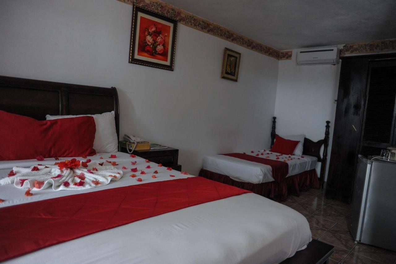 Glorianna Hotel มอนเทโกเบย์ ภายนอก รูปภาพ